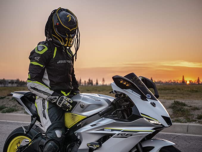 Predator Motorcycle Helmet Review3